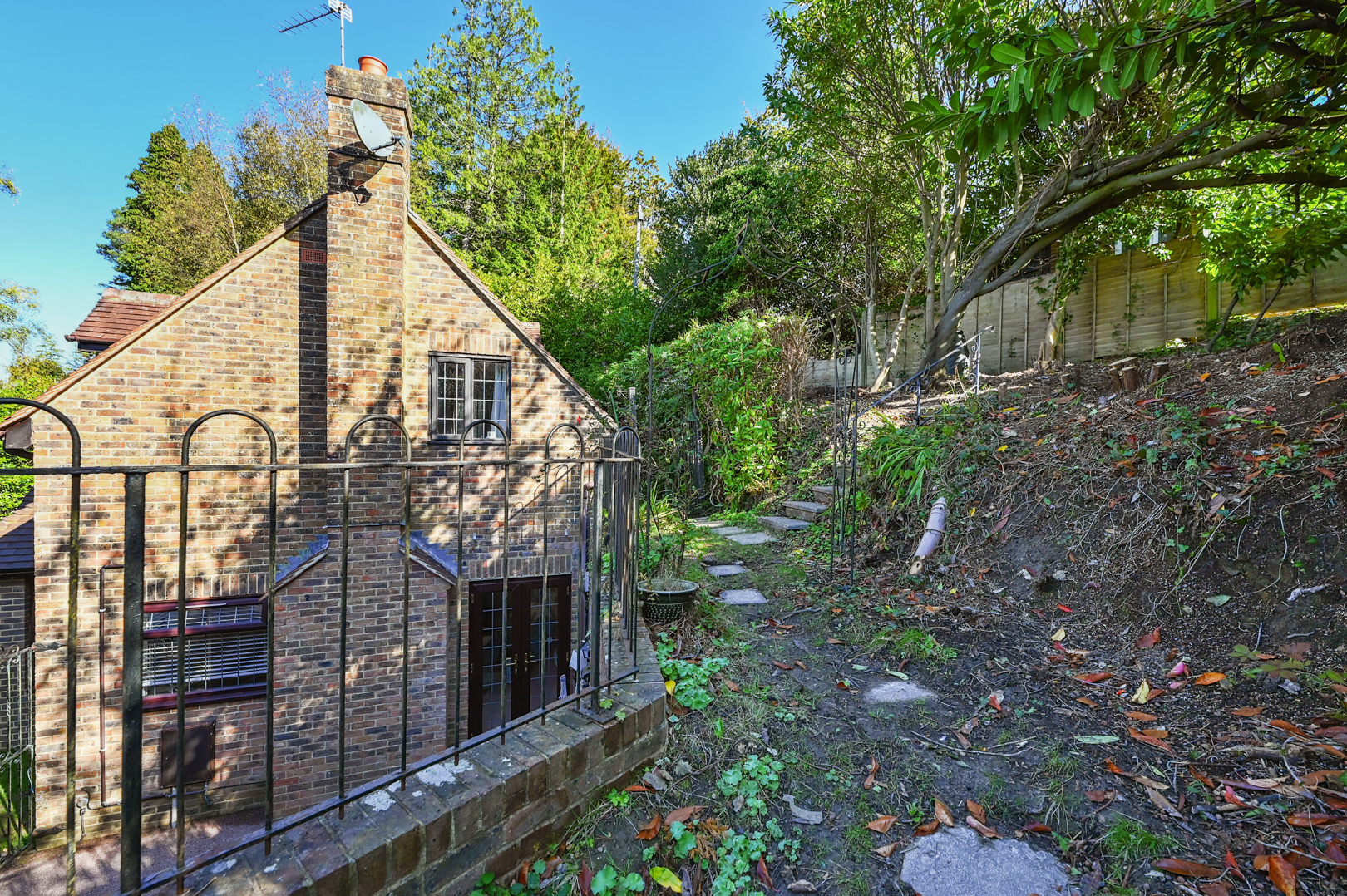 Melfort Road, Crowborough, TN6