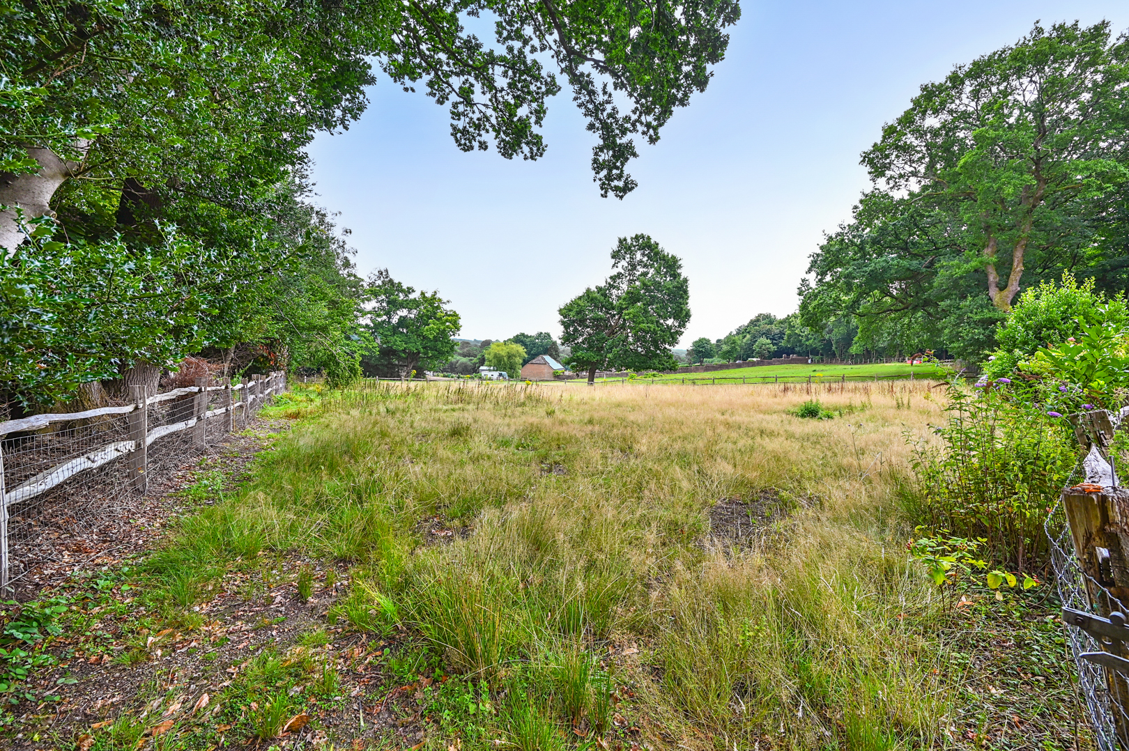 High Broom Road, Crowborough, TN6