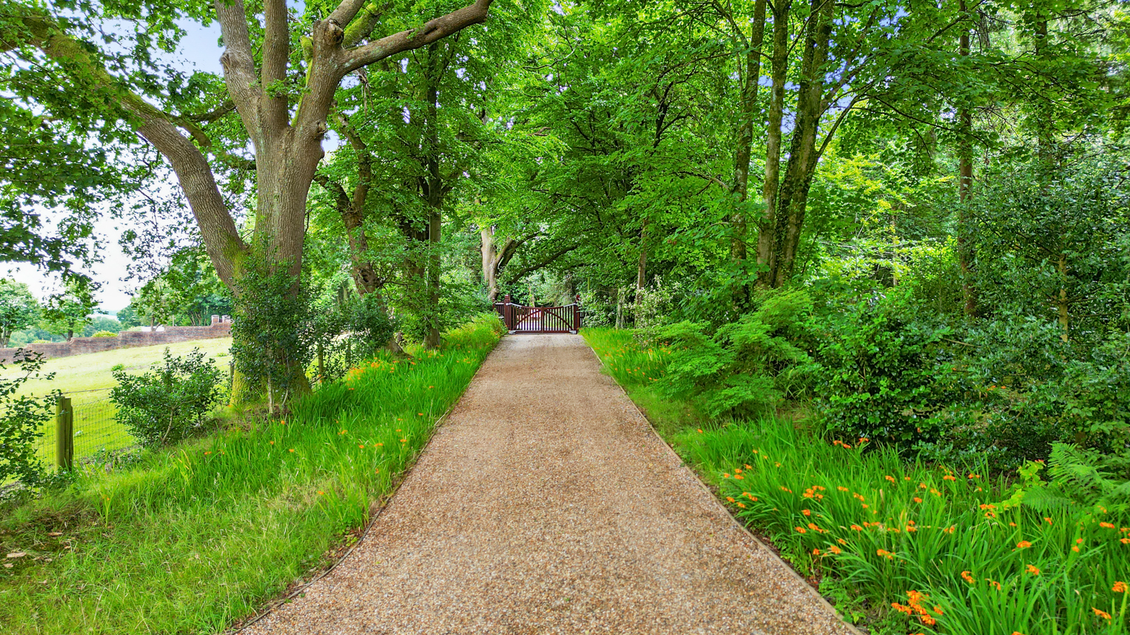 High Broom Road, Crowborough, TN6