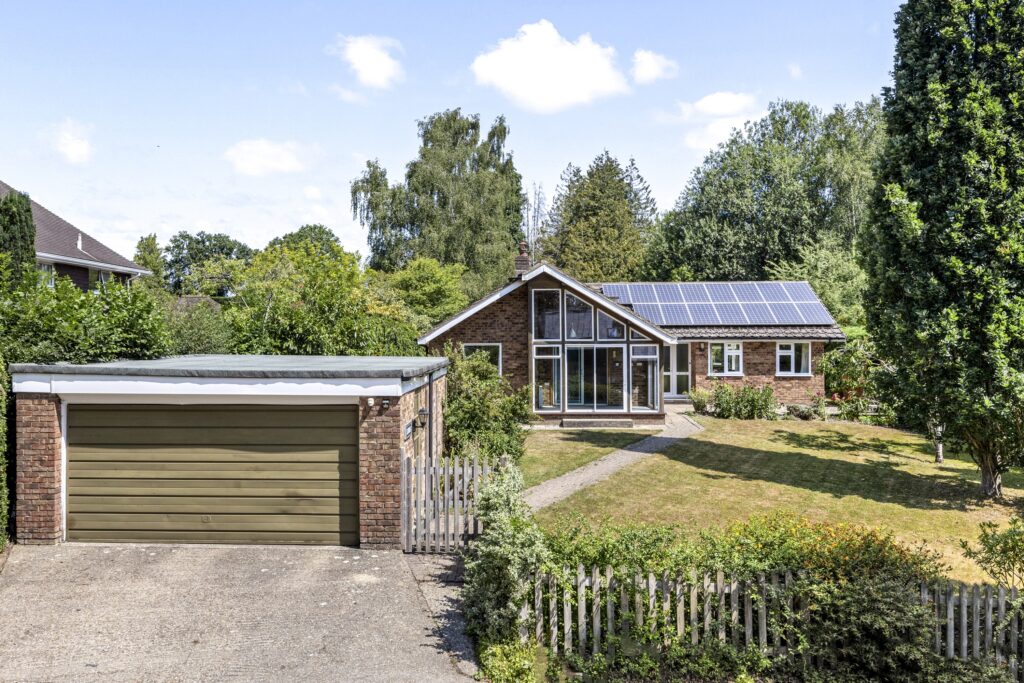 Corseley Road, Groombridge, TN3