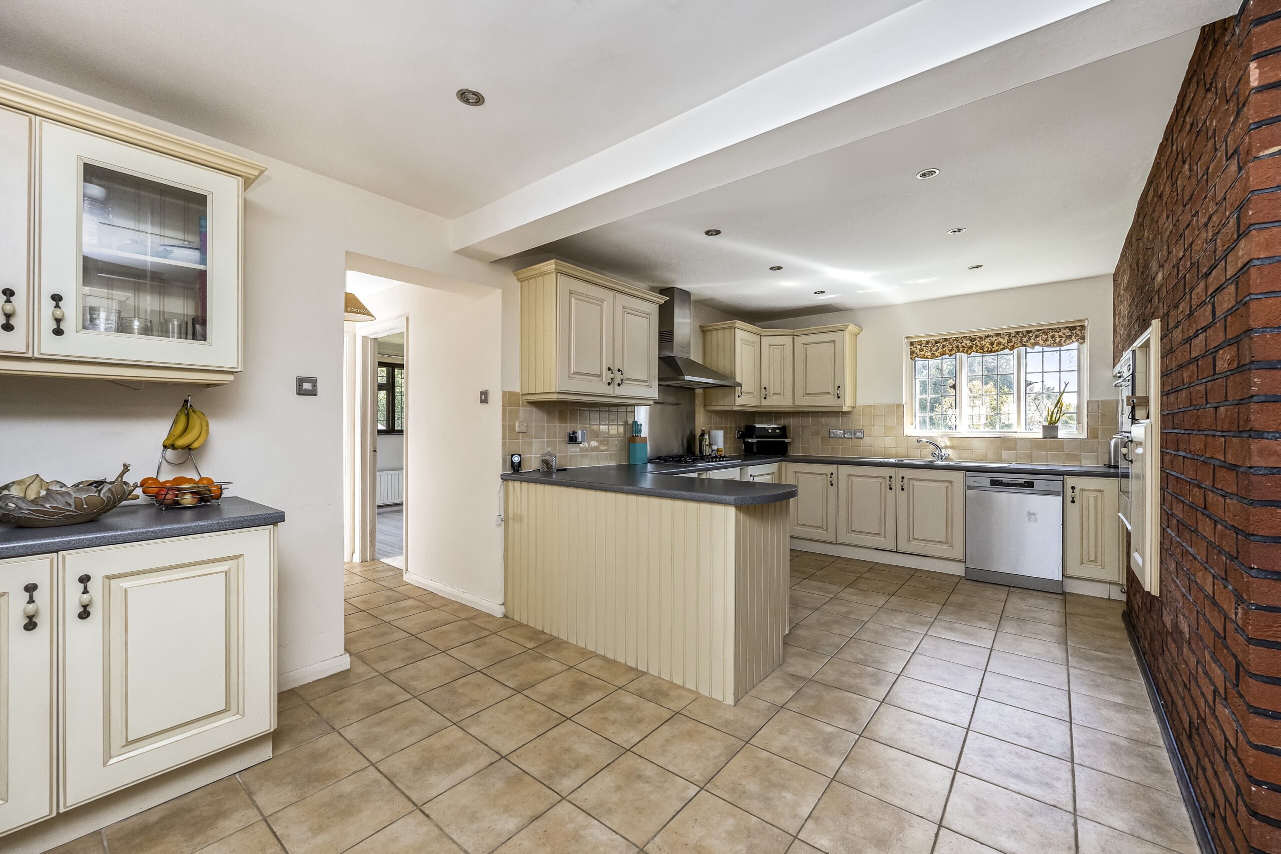 Harlequin Lane, Crowborough, TN6