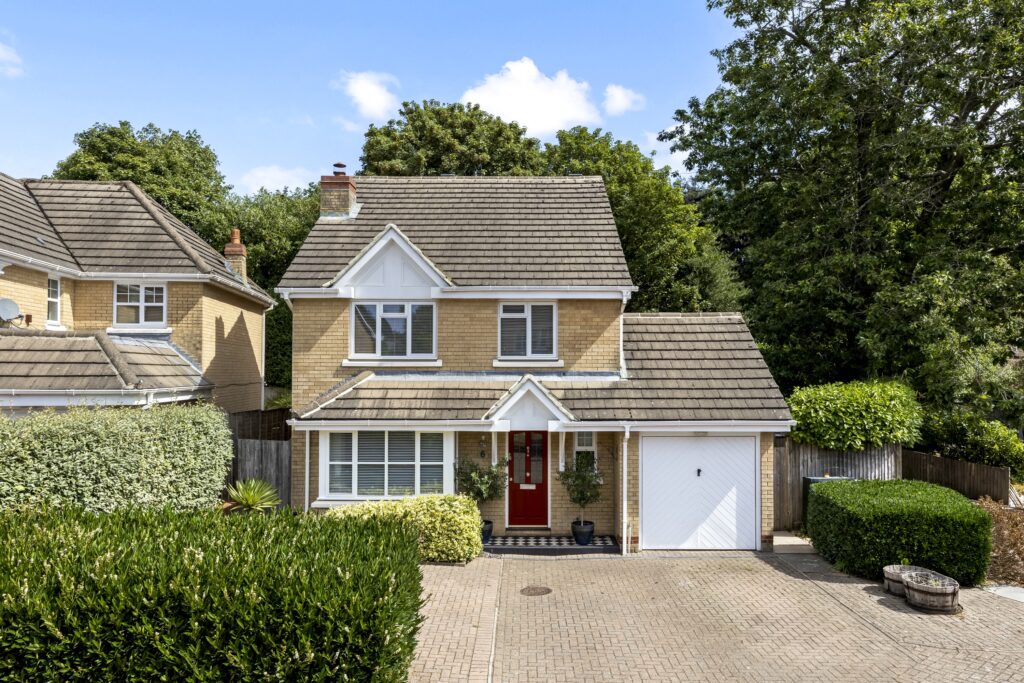 Starfield, Crowborough, TN6