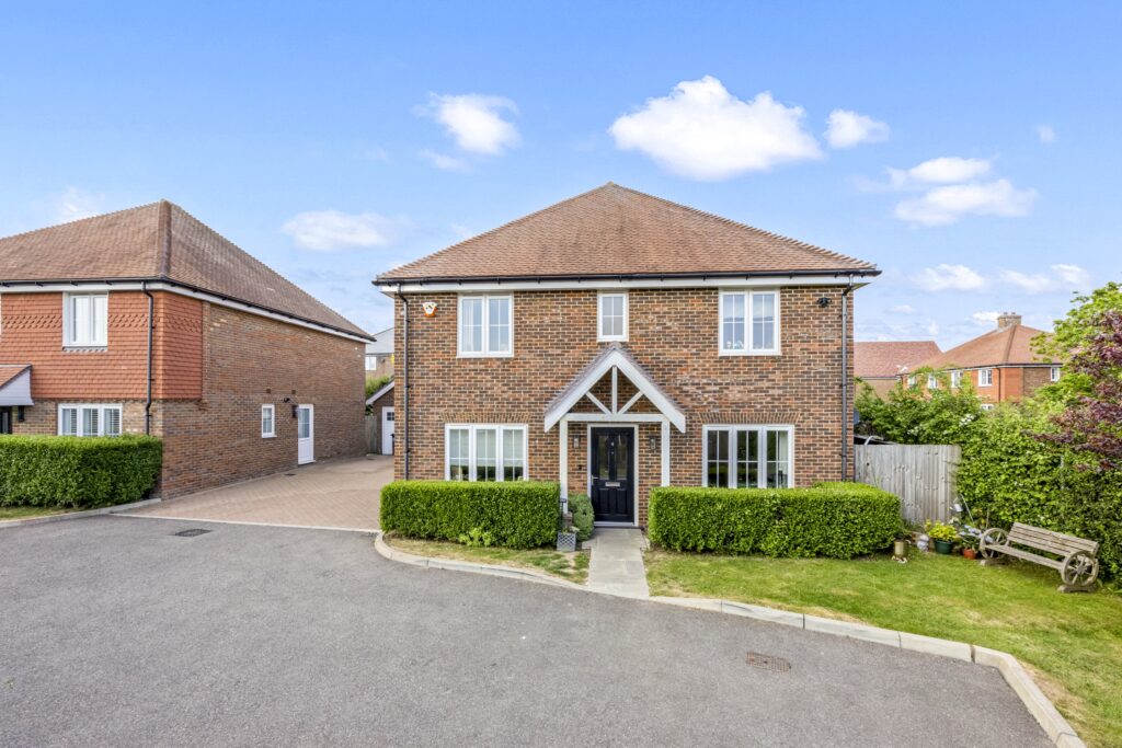 Pochard Gardens, Crowborough, TN6