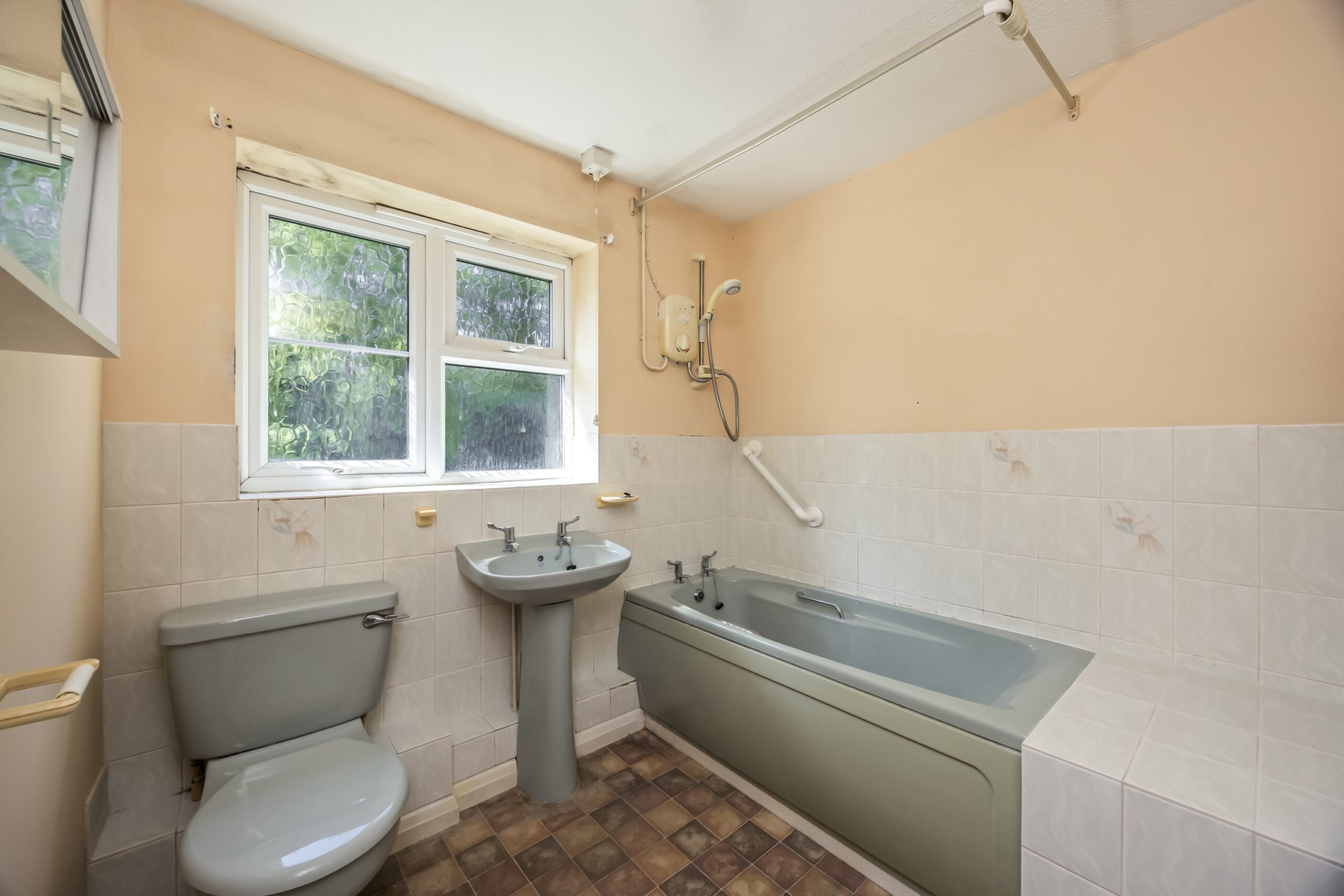 Graycoats Drive, Crowborough, TN6