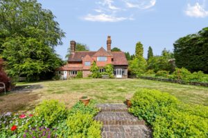 London Road, Crowborough, TN6