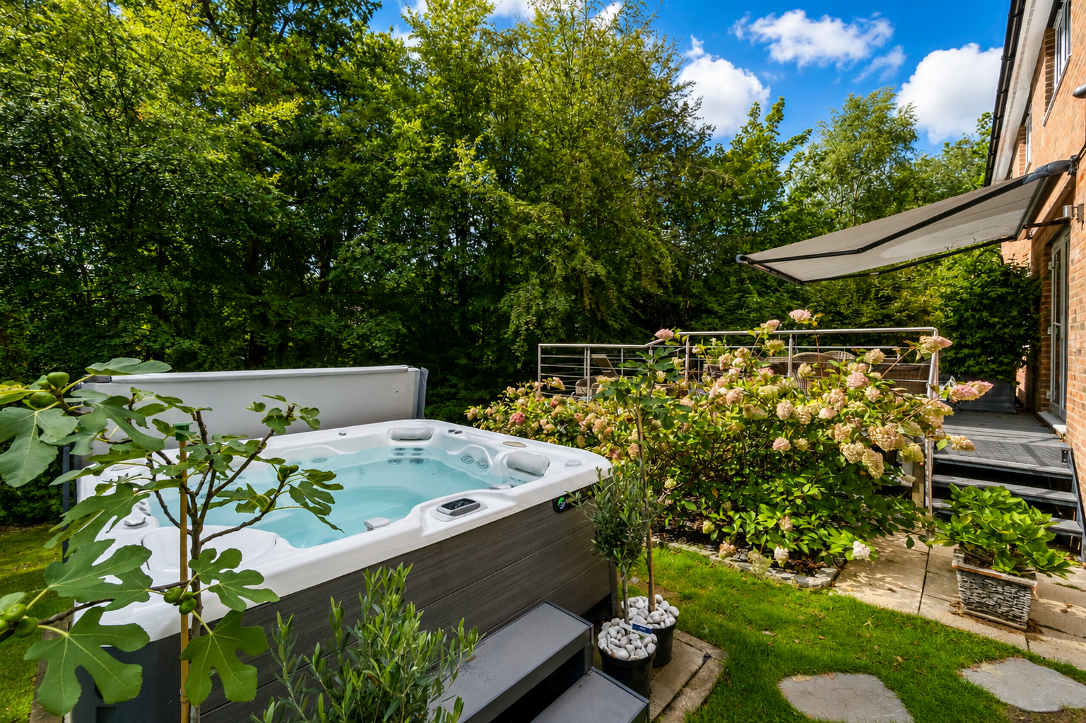 Welland Close, Crowborough, TN6