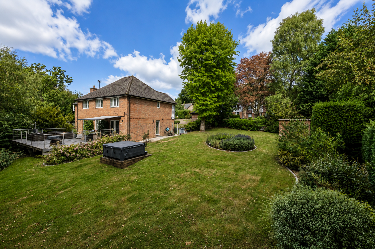 Welland Close, Crowborough, TN6