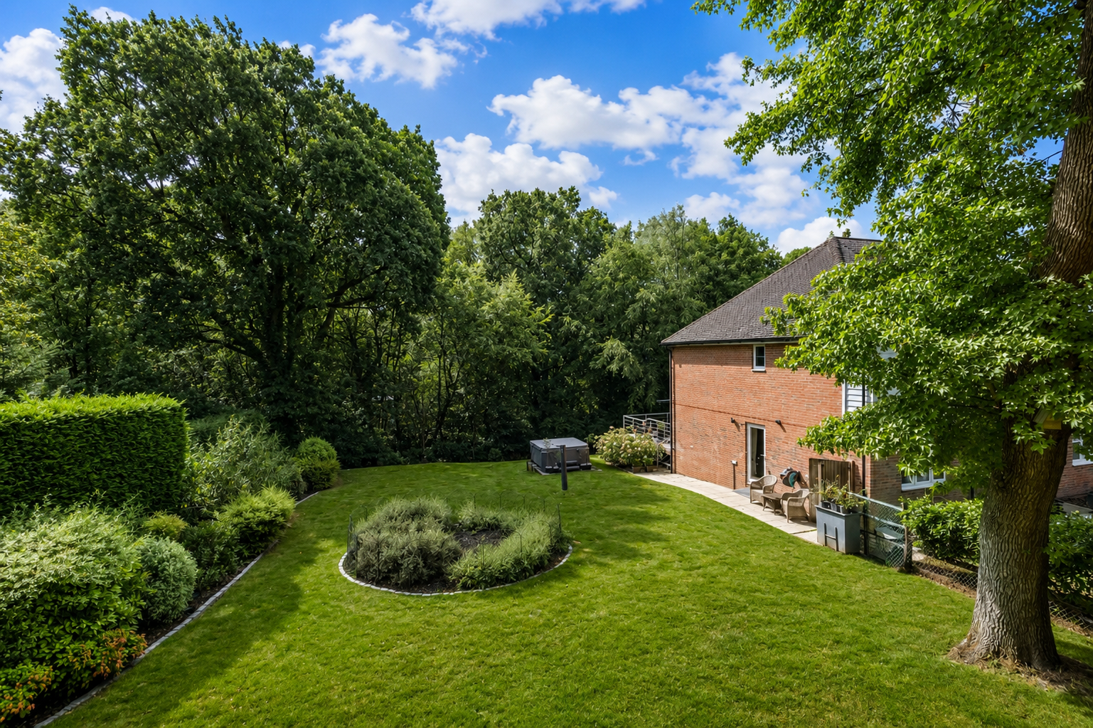 Welland Close, Crowborough, TN6