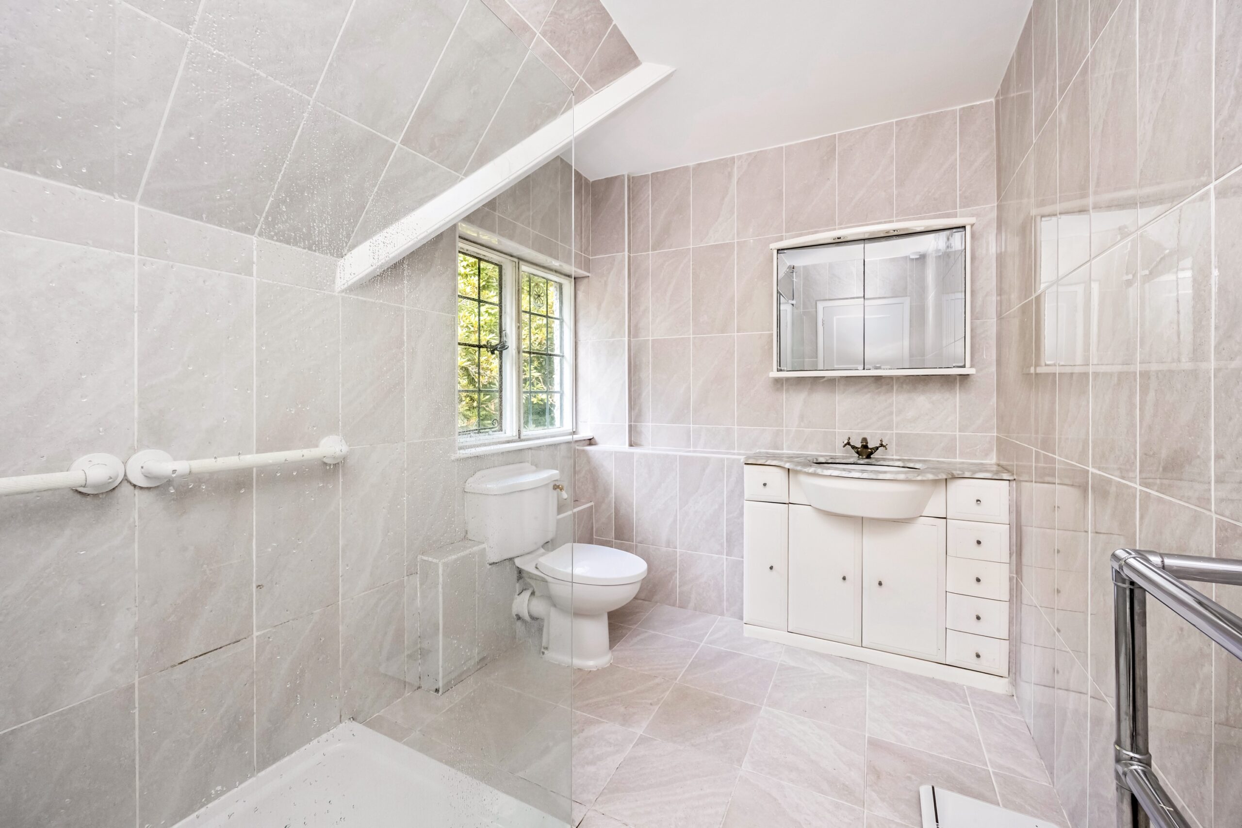 Uckfield Road, Crowborough, TN6