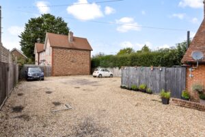 Golden Cross, Hailsham, BN27