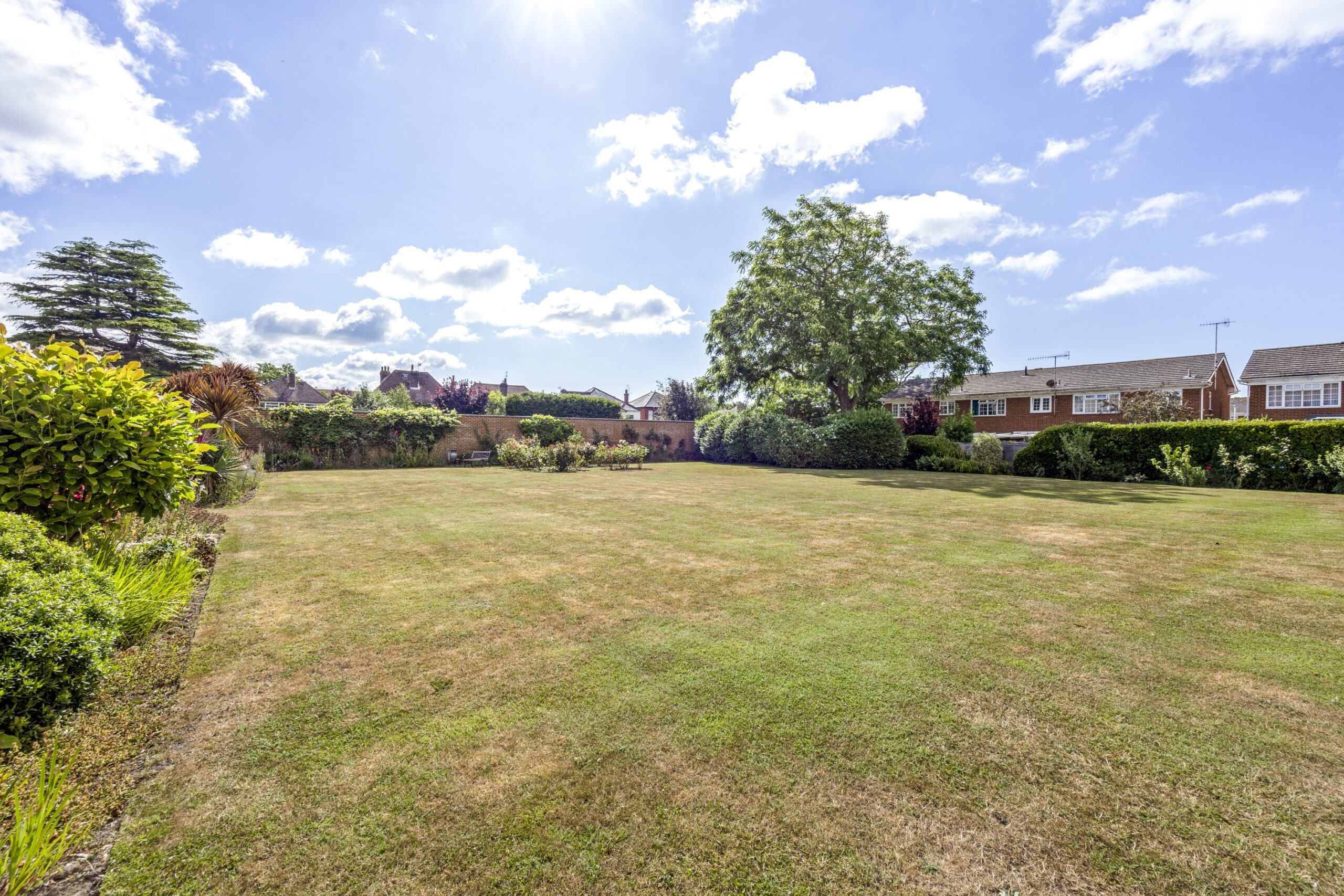 Grand Avenue, Worthing, BN11