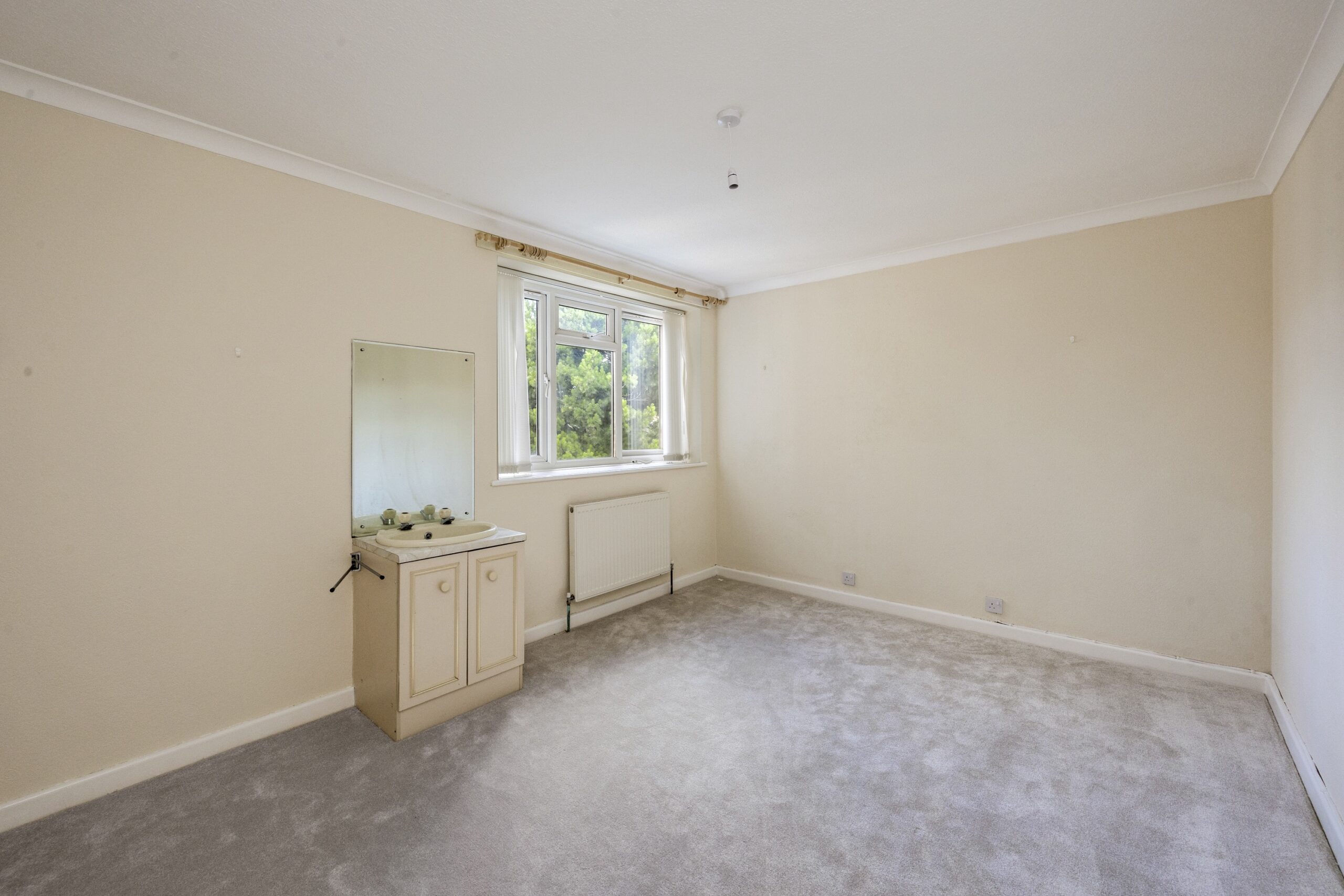 Grand Avenue, Worthing, BN11