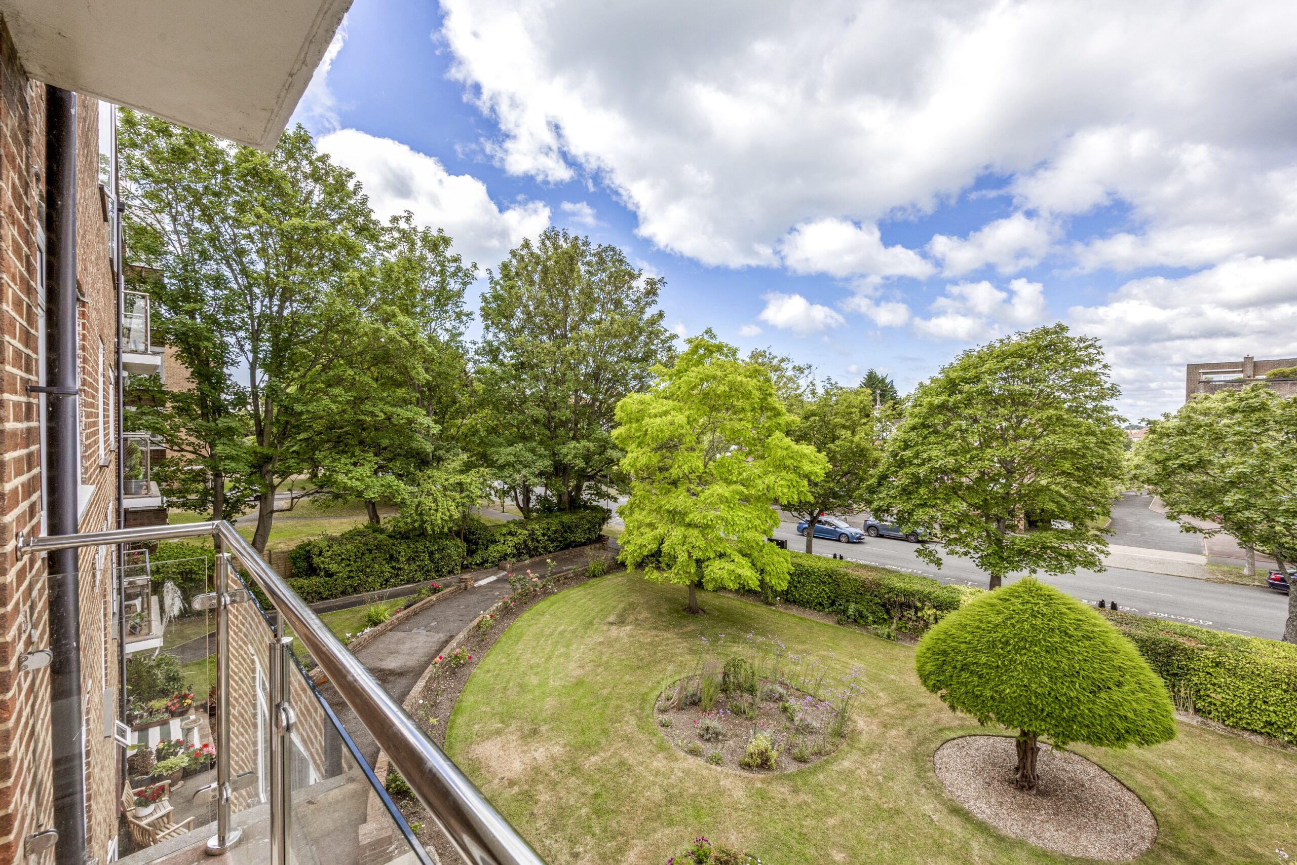 Grand Avenue, Worthing, BN11
