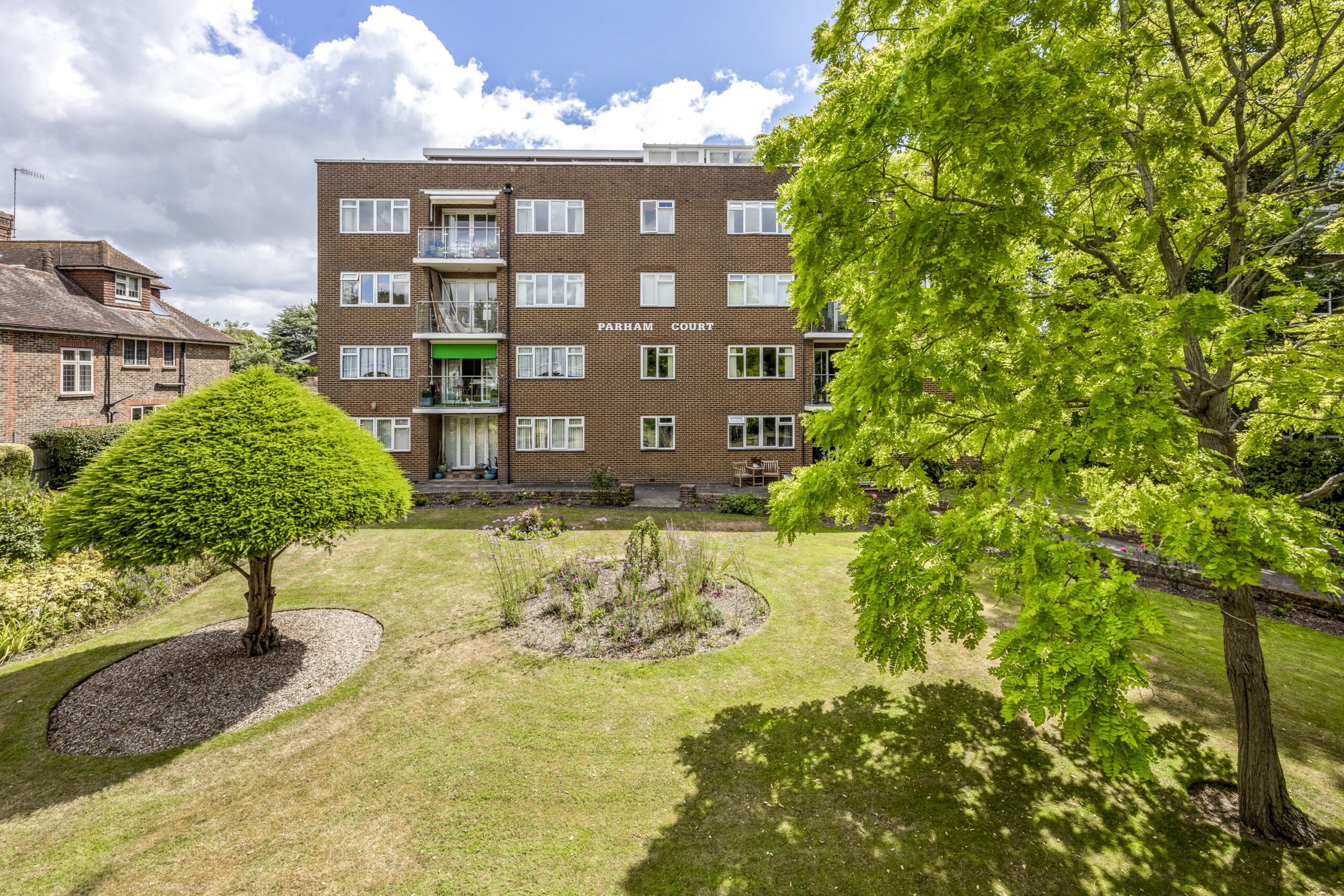 Grand Avenue, Worthing, BN11