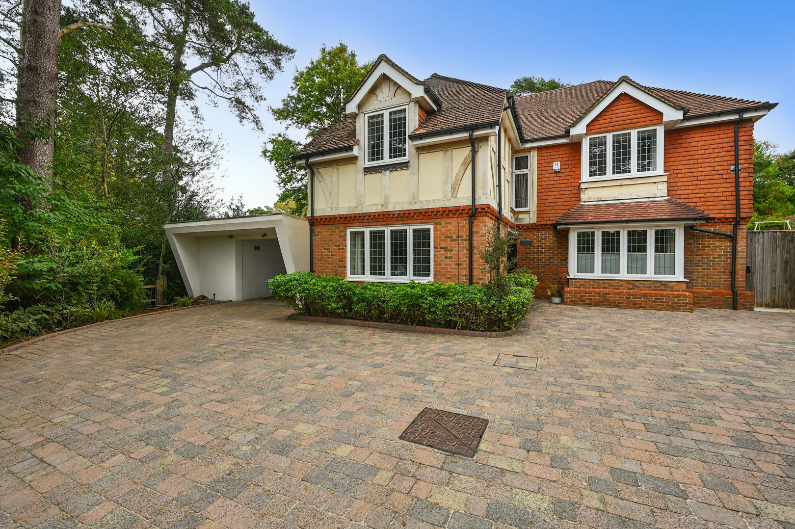 Goldsmiths Avenue, Crowborough, TN6